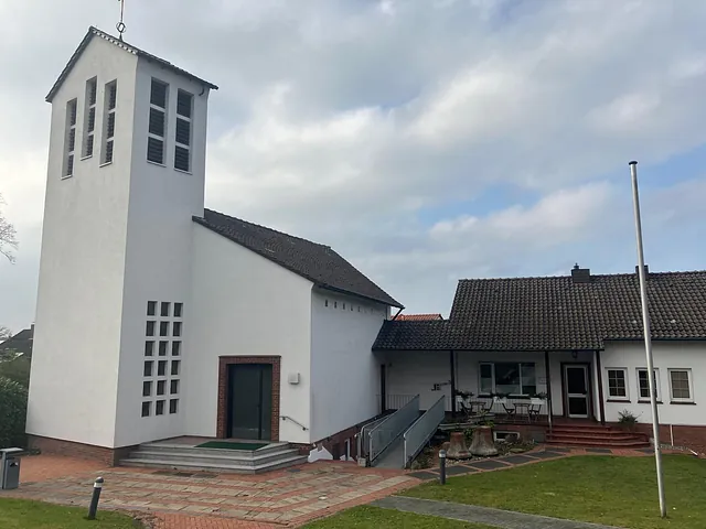 Blick auf die Ev. Kreuzkirche Nordkirchen